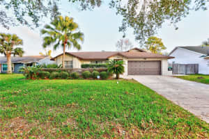 8209 WELLSMERE CIR, ORLANDO, FL 32835 Sold 01/30/23