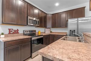 132 Holly Village Dr, Davenport, FL 33837, Sold 04/06/23
