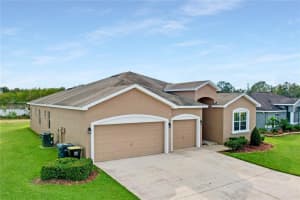 2831 STONEWOOD CIR, LAKELAND, FL 33810 Sold 02/24/23
