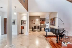 9012 S BAY DR, ORLANDO, FL 32819 Sold 04/07/23