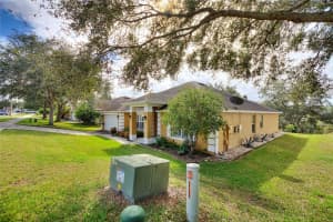 677 Winding Lake Dr, Clermont, FL 34711, Sold 02/13/23
