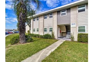819 Sky Lake Cir, Orlando, FL 32809, Sold 01/09/23