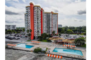 1351 NE MIAMI GARDENS DR #723E, MIAMI, FL 33179 Sold 06/07/23
