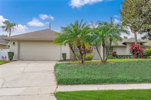 8473 ISLAND PALM CIR, ORLANDO, FL 32835 Sold 02/23/23