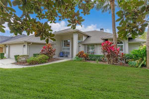 8473 ISLAND PALM CIR, ORLANDO, FL 32835 Sold 02/23/23