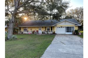 27607 LISA DRIVE, TAVARES, FL 32778 Sold 05/05/23