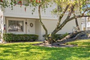 1812 BOUGH AVE #B, CLEARWATER, FL 33760 Sold 01/27/23