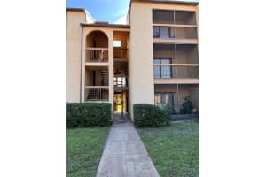 2202 CASCADES BLVD #208, KISSIMMEE, FL 34741 Sold 03/18/23