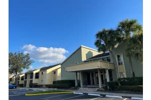 904 LAKE DESTINY RD #H, ALTAMONTE SPRINGS, FL 32714 Sold 01/20/23