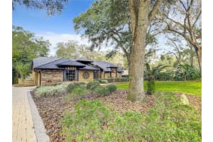 1384 DEER LAKE CIR, APOPKA, FL 32712 Sold 01/06/23