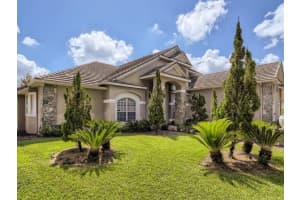 2533 ROAT DR, ORLANDO, FL 32835 Sold 05/18/23