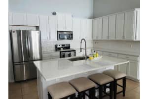522 WOODFORD DR, DEBARY, FL 32713 Sold 02/15/23
