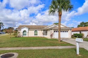 15934 HIDDEN LAKE CIRCLE, CLERMONT, FL 34711 Sold 02/27/23