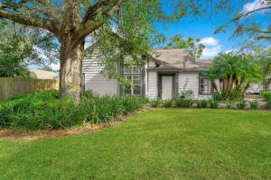 2453 Donaldson Dr, Orlando, FL 32812, Sold 02/15/23