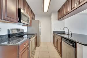 2452 SWEETWATER CLUB CIR #28, KISSIMMEE, FL 34746 Sold 01/11/23
