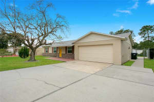 2902 NOTRE DAME DRIVE, ORLANDO, FL 32826 Sold 02/15/23