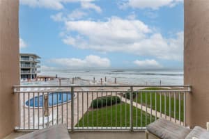 4821 SAXON DRIVE, NEW SMYRNA BEACH, FL 32169 Sold 03/31/23