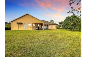 3203 LARGE OAK COURT, KISSIMMEE, FL 34744 Sold 04/10/23
