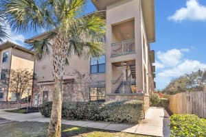 906 CHARO PARKWAY, DAVENPORT, FL 33897 Sold 04/14/23
