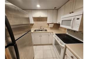 942 LAKE DESTINY ROAD, ALTAMONTE SPRINGS, FL 32714 Sold 03/22/23