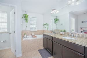3566 CRESWICK CIRCLE, ORLANDO, FL 32829 Sold 07/07/23