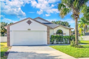 5380 LONESOME DOVE DRIVE, KISSIMMEE, FL 34746 Sold 02/24/23