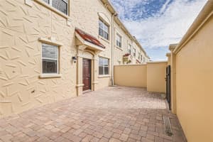 2286 Bella Vista Dr, Davenport, FL 33897, Sold 02/03/23