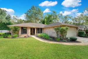 437 SECLUDED OAKS TRAIL, DELAND, FL 32724 Sold 02/27/23