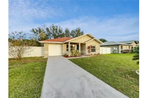 117 PANSY COURT, KISSIMMEE, FL 34743 Sold 03/27/23