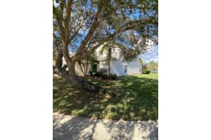 4621 CUMBRIAN LAKES DRIVE, KISSIMMEE, FL 34746 Sold 09/20/23