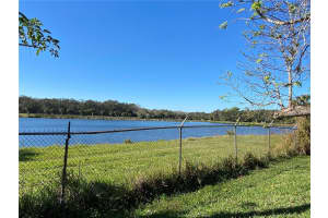 910 LAKE AVENUE, EDGEWATER, FL 32132 - MLS#MFRO6081908