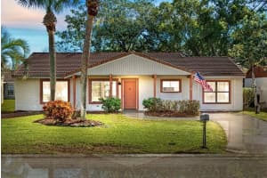 10137 ALLENBY COURT, ORLANDO, FL 32821 Sold 02/17/23