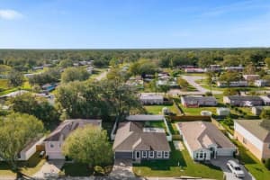 5752 Oakwood Knoll Dr, Lakeland, FL 33811, Sold 03/02/23