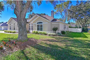 19240 Park Pl Blvd, Eustis, FL 32736, Sold 02/24/23