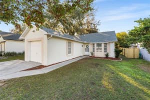 190 KELLY CIRCLE, SANFORD, FL 32773 Sold 07/07/23