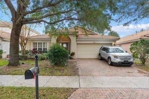 6061 Froggatt St, Orlando, FL 32835, Sold 02/24/23
