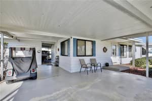 1059 Shawn Ct, Tavares, FL 32778, Sold 02/17/23