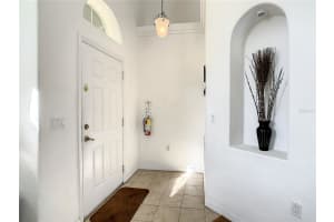 300 Granada Ave Davenport, FL 33837 Sold 06/07/23