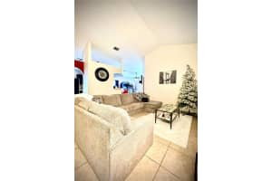 4225 IVEYGLEN AVENUE, ORLANDO, FL 32826 Sold 06/12/23
