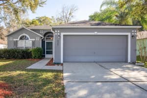 527 Dominish Estates Dr, Apopka, FL 32712, Sold 03/01/23