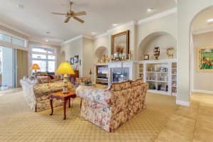 9246 SOUTHERN BREEZE DRIVE, ORLANDO, FL 32836 Sold 03/29/23