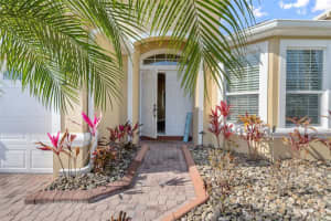 1608 TECHWOOD COURT, ORLANDO, FL 32820 Sold 04/05/23