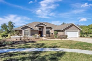 10505 EAGLES BLUFF COURT, CLERMONT, FL 34711 Sold 02/17/23