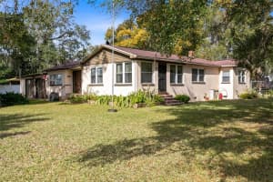 807 LAKE DRIVE, ALTAMONTE SPRINGS, FL 32701 Sold 02/22/23