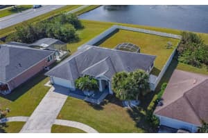 2902 CAROLINE VICTORIA COURT, KISSIMMEE, FL 34744 Sold 03/15/23