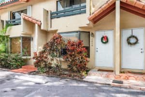 7878 102ND LANE, MIAMI, FL 33156 Sold 03/23/23