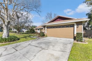 7673 BRIAN LOOP, LAKELAND, FL 33810 Sold 02/22/23