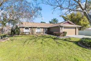 7673 BRIAN LOOP, LAKELAND, FL 33810 Sold 02/22/23
