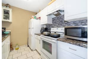 4712 WALDEN CIRCLE, ORLANDO, FL 32811 Sold 07/31/23