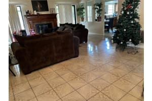 2935 HICKORY CREEK DRIVE, ORLANDO, FL 32818 Sold 05/08/23